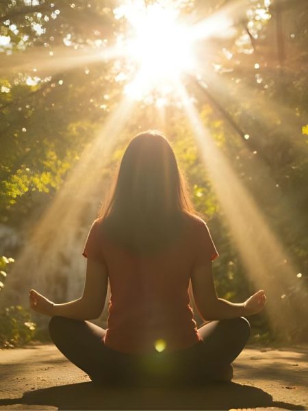 girl-meditating-kunda